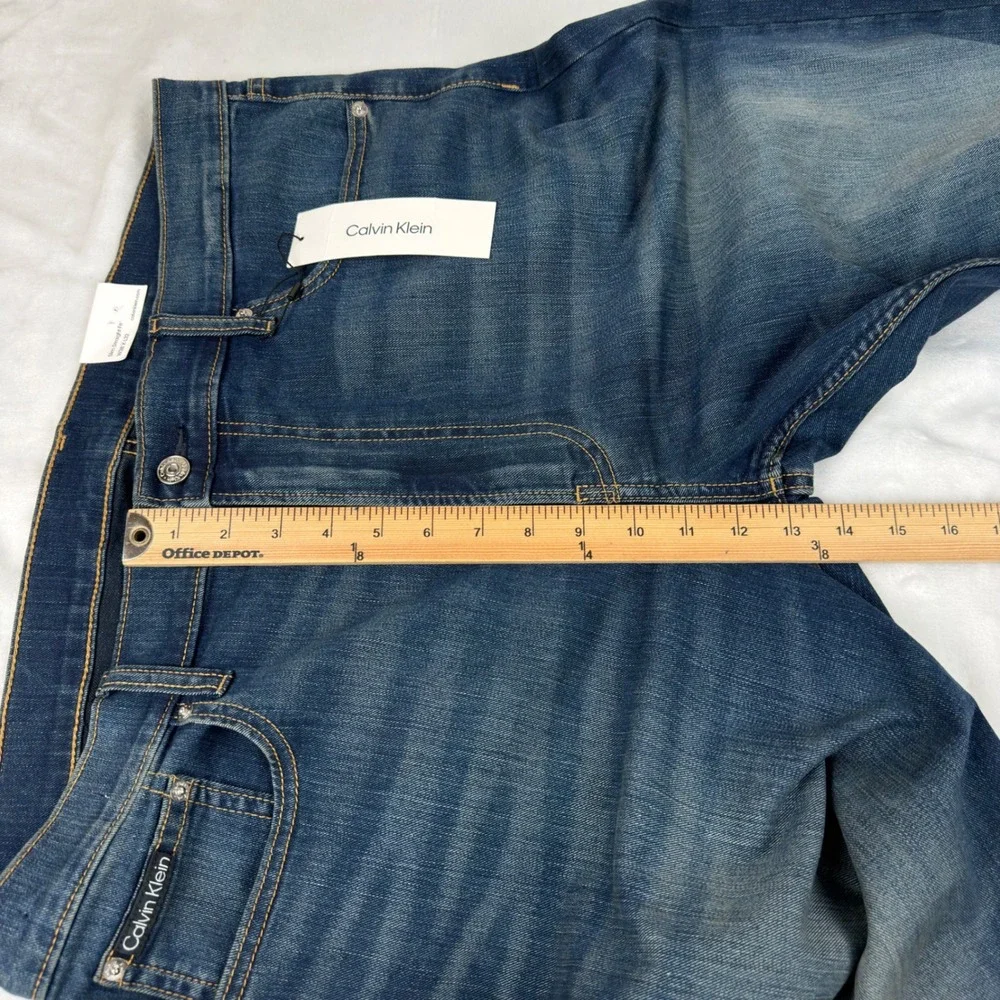 Calvin Klein Jeans Mens 38x32 (40 waist) Slim Straight Stretch Dark Blue New